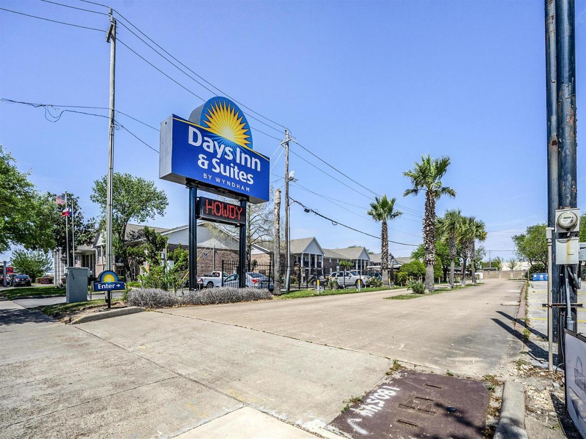 Days Inn & Suites By Wyndham Webster Nasa-Clearlake-Houston Kültér fotó