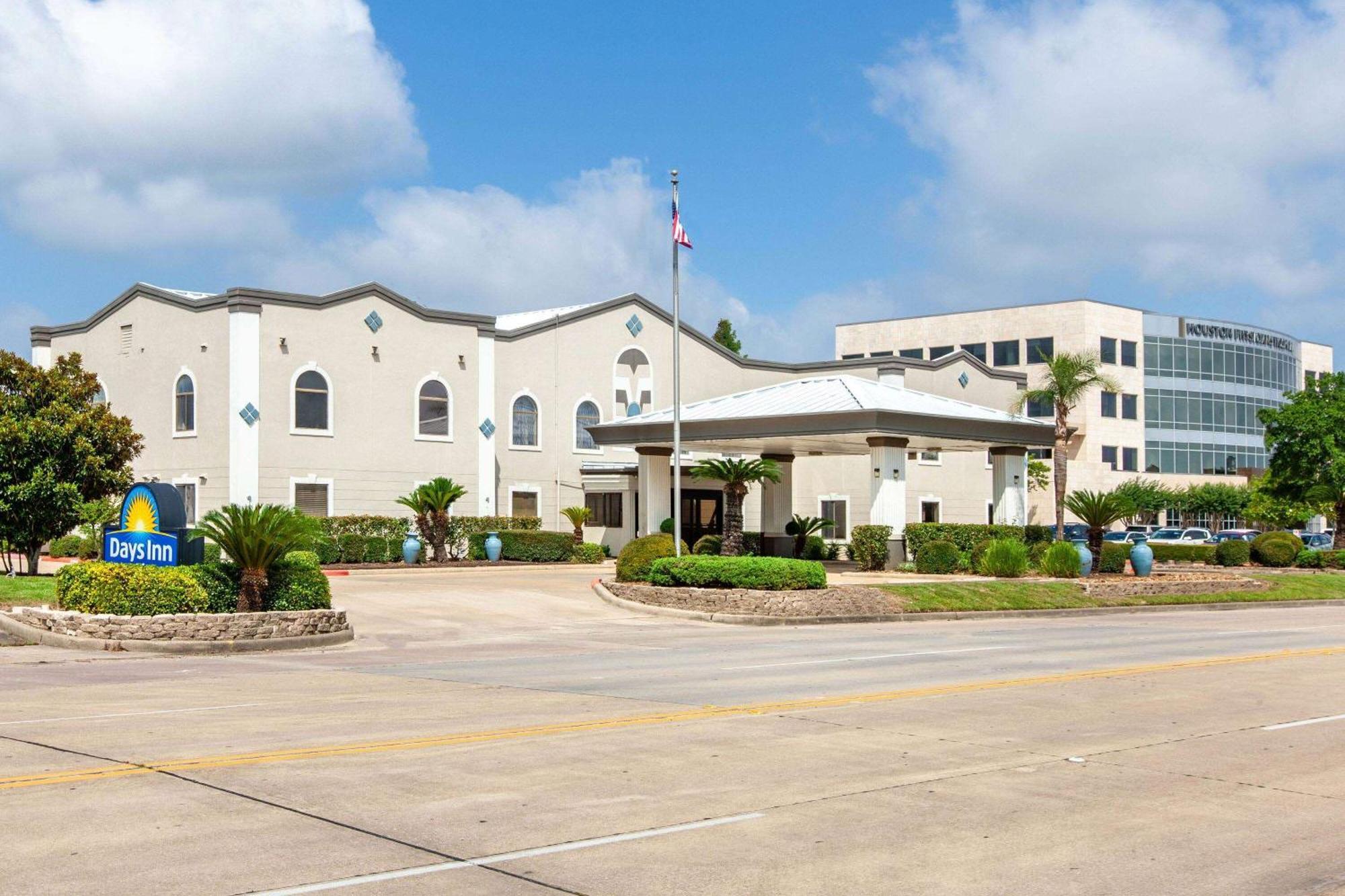 Days Inn & Suites By Wyndham Webster Nasa-Clearlake-Houston Kültér fotó
